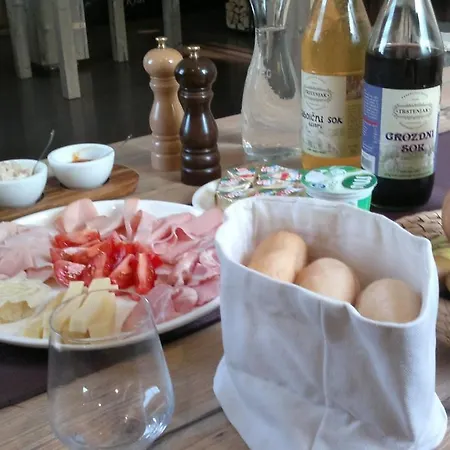 Pr'kral Guest house Medvode