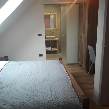 Guest house Pr'kral Medvode