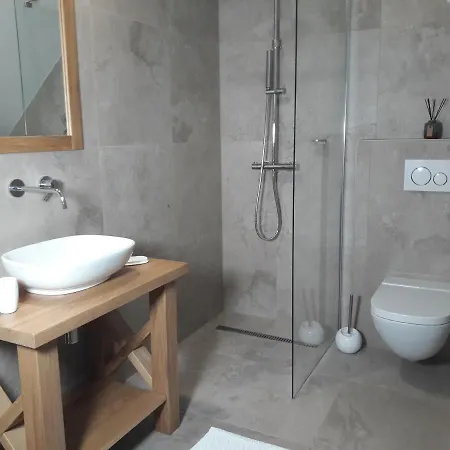 Pr'kral Guest house Medvode